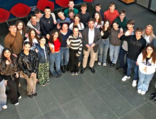 Schüle­rin­nen und Schüler aus Saraje­vo zur Besuch in Friedrichshafen