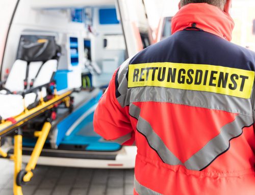 Tragi­scher Verkehrs­un­fall auf der L 319 bei Herlaz­ho­fen fordert ein Todesopfer