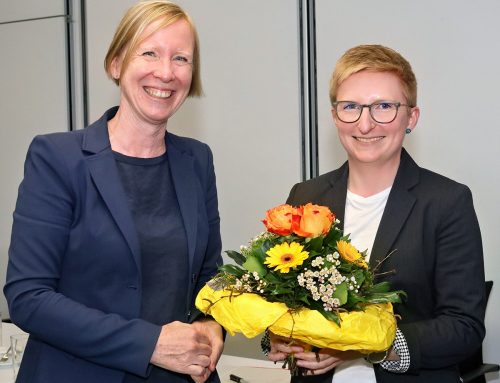 Vera Hollfel­der wird neue Leite­rin der Stabs­stel­le Kultur und Archiv